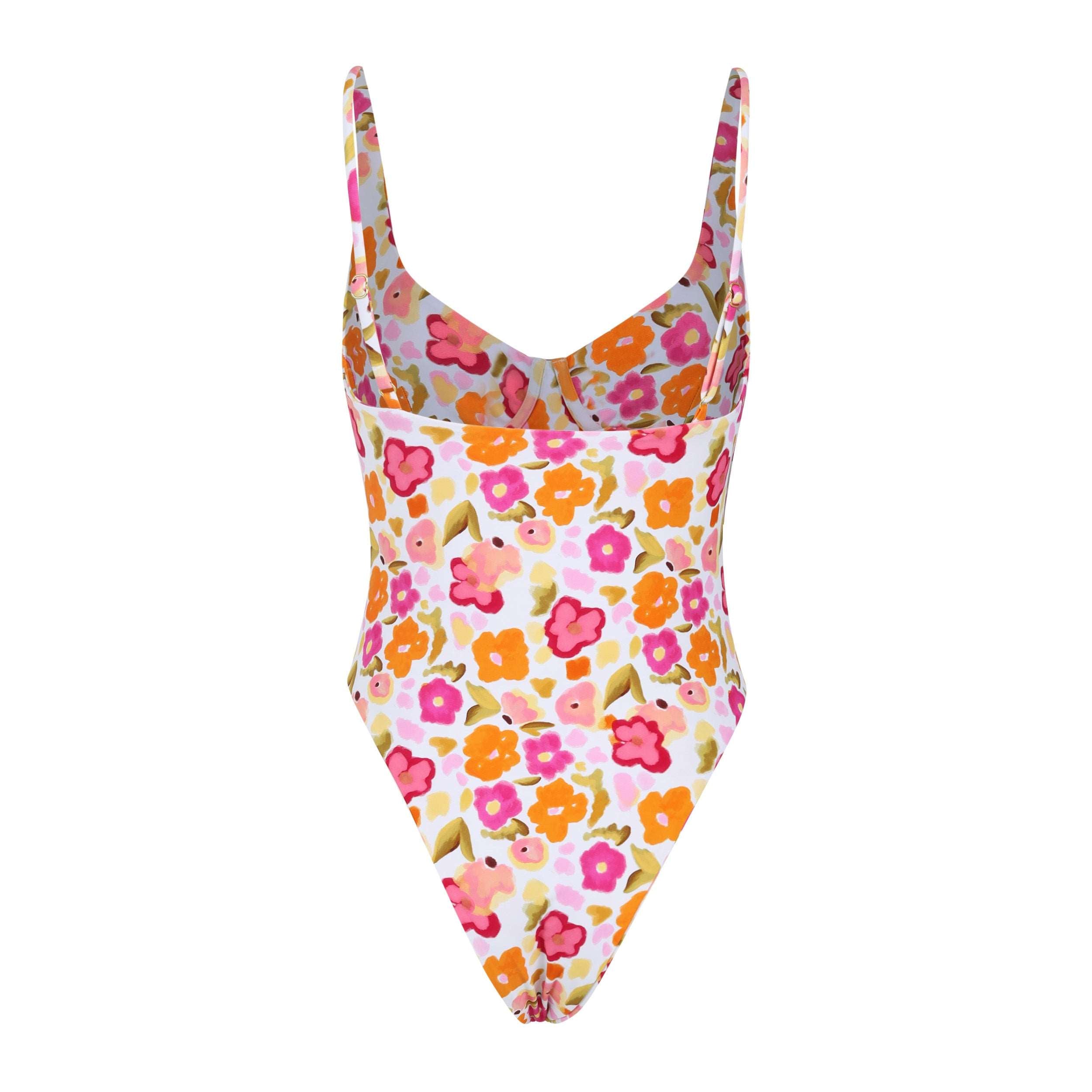 Sienna | Elegant Women's Flattering Swimsuit Summer